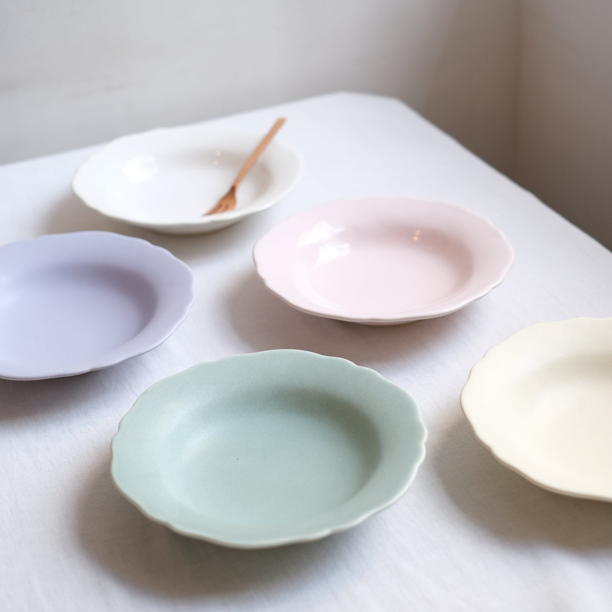 Awabi ware アワビウェア 岡本純一 輪花皿 淡路島 アイボリー