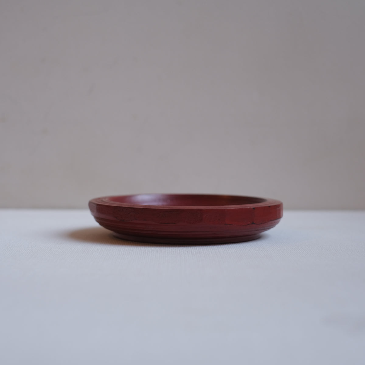 新品　山岸厚夫　漆器作家　根来塗　漆器　刷毛目　椿皿　銘々皿　菓子皿　5枚セット 新品 山岸厚夫 漆器作家 根来塗 漆器 刷毛目 椿皿 銘々皿 菓子皿