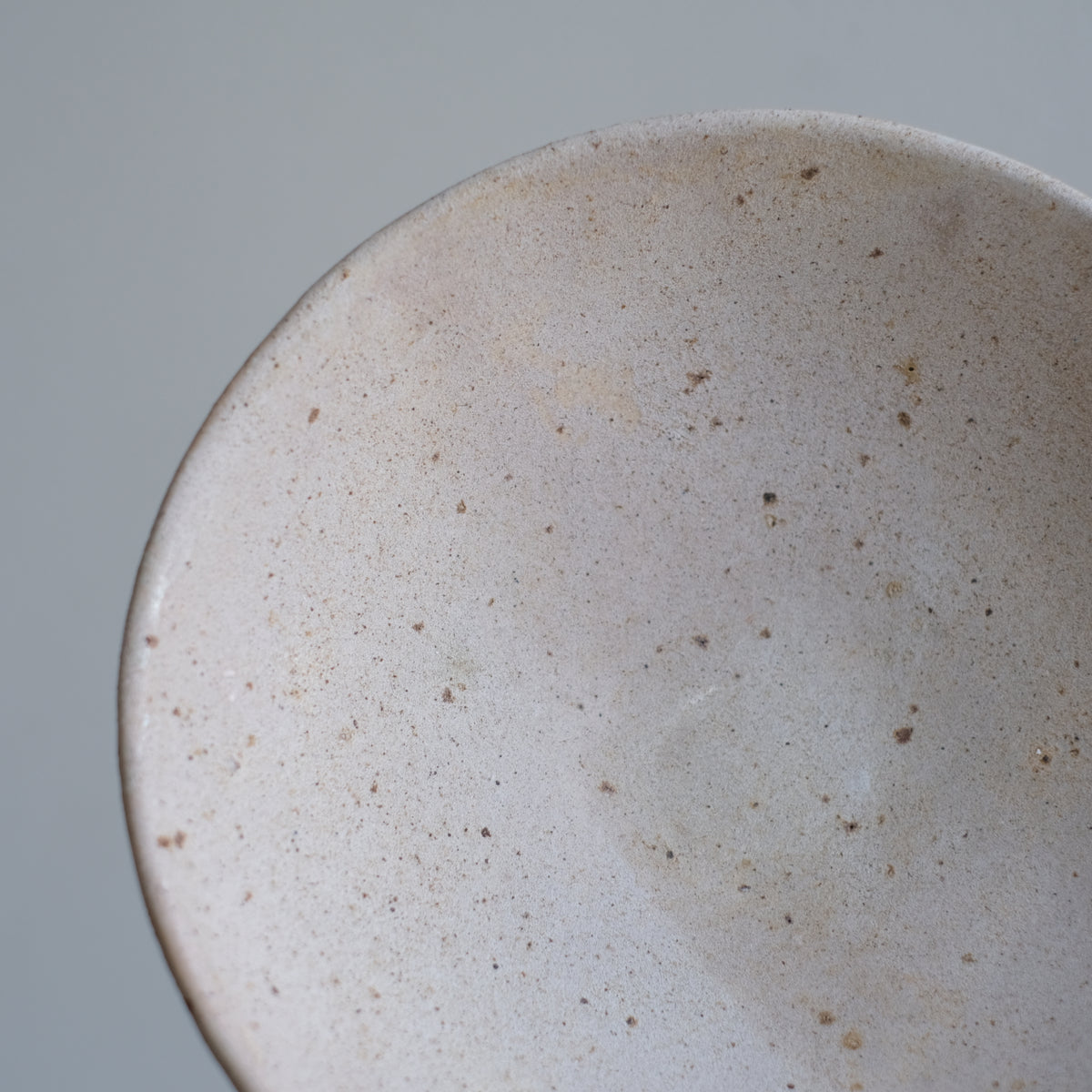 朝顔鉢 灰白 水谷智美 – KOHORO