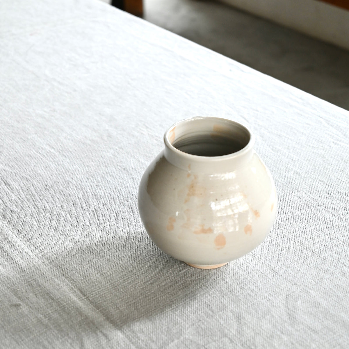 【泥裏珠光 初代 斎藤陶斎（三郎）】白磁壺 共箱 花器 花瓶 飾壺 骨董 古美術 花器 丸壺(960) – KOHORO