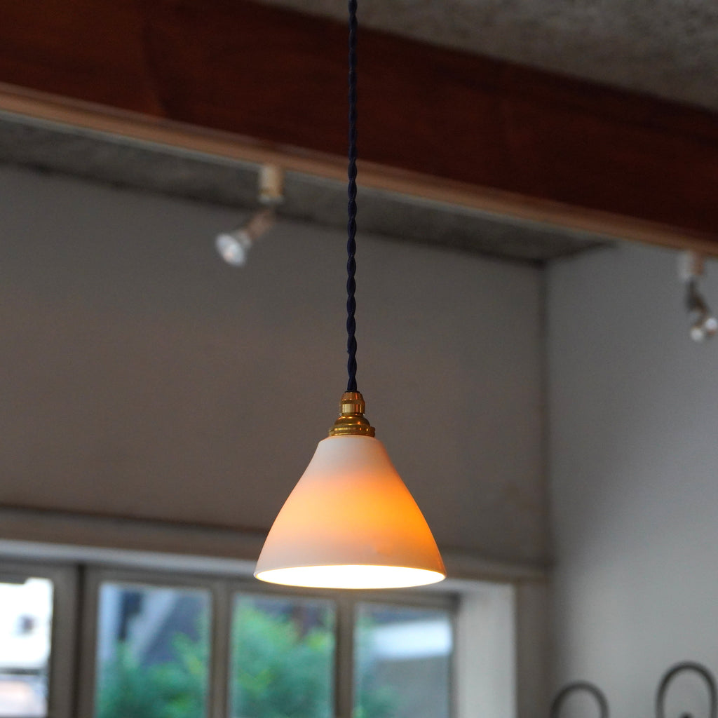 ランプB　スエトシヒロ