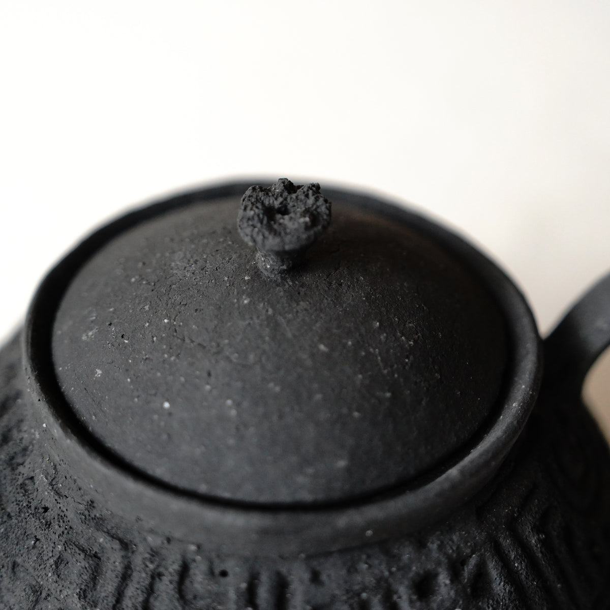 炭化模様 ポット – KOHORO