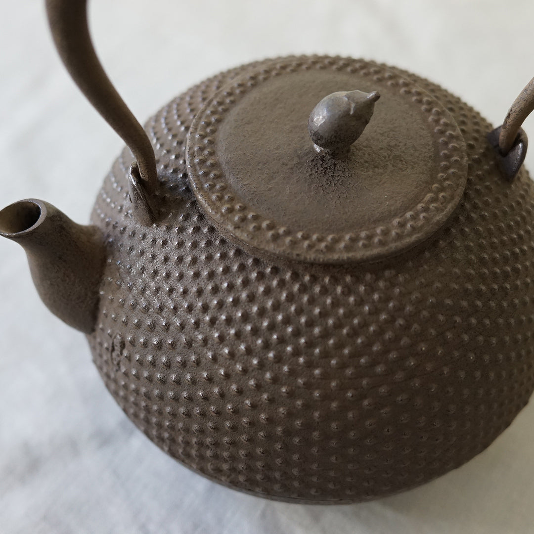 鉄瓶 平丸<受注製作> 長文堂 – KOHORO