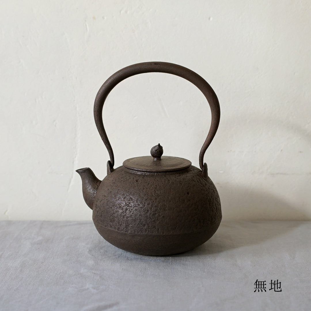 【未使用品】長文堂　大型鉄瓶　南部鉄瓶　鉄瓶 未使用品】長文堂 大型鉄瓶 南部鉄瓶 鉄瓶 未使用品】長文堂 大型鉄瓶